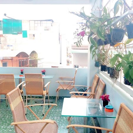 Ck Saigon Central Hotel Хошимин Екстериор снимка